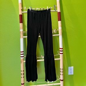 Black Bell-Bottom Leggings Art Class Kids Medium